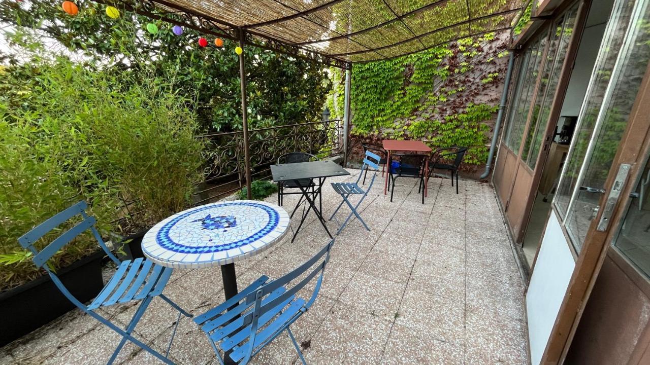 Chambre Tropicale Au Domaine De L'Aven Villeneuve-Minervois Exterior photo